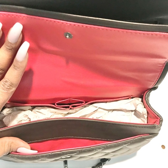 Quilted Double flap bag in coffee - Picture 7 of 9